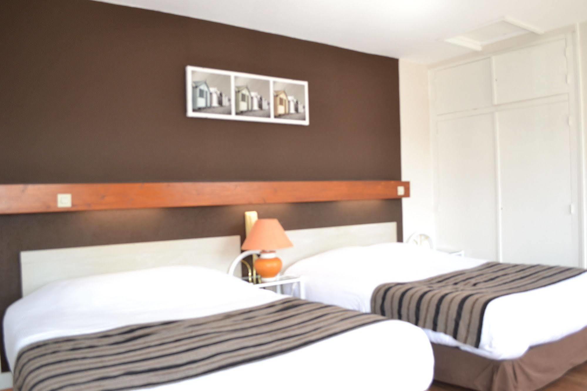 Hotel Caudron รู ภายนอก รูปภาพ