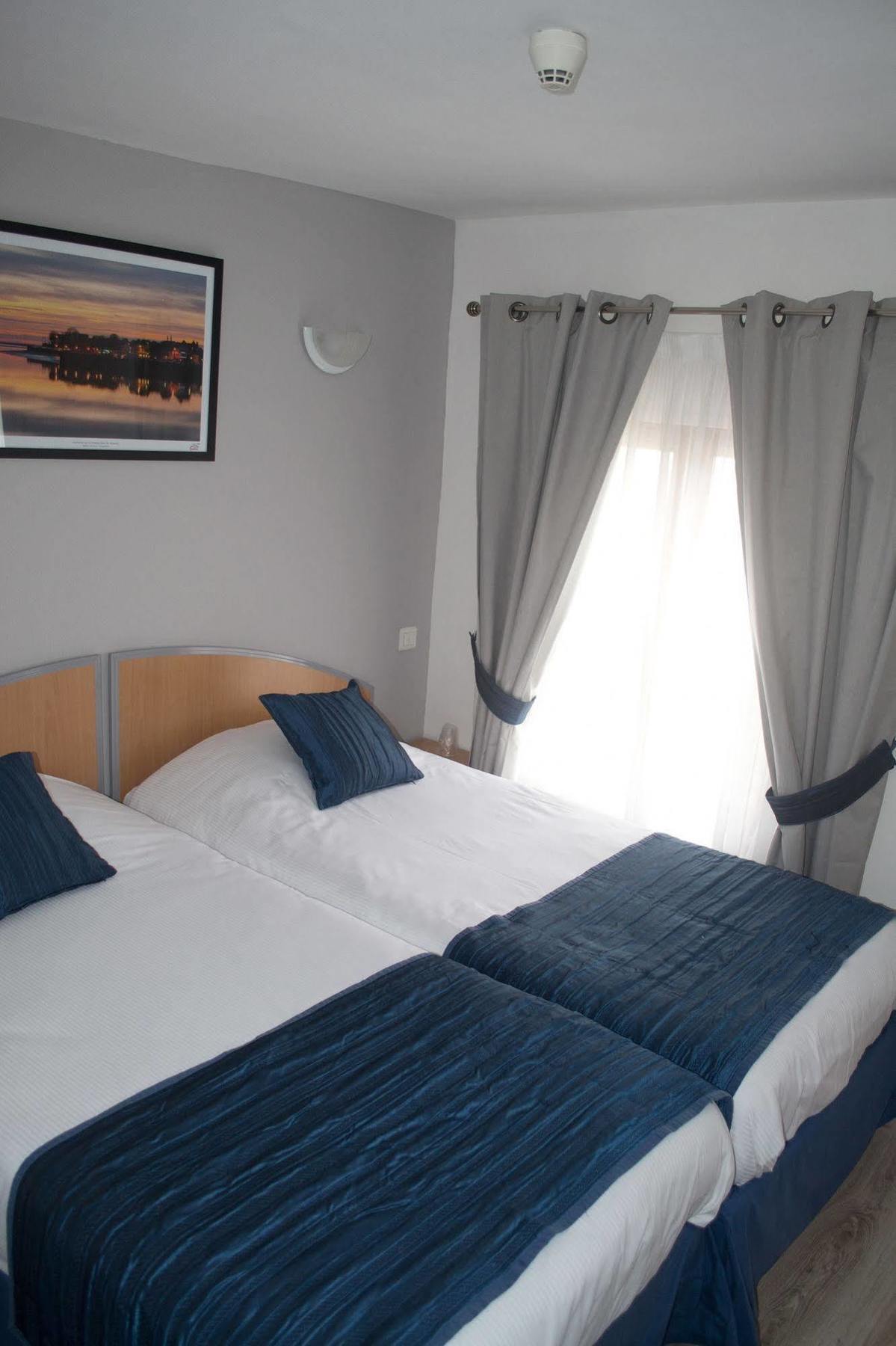 Hotel Caudron รู ภายนอก รูปภาพ